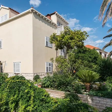Bed & Breakfast City Orebic